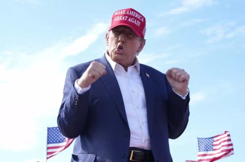 Məhkəmə Trampın çıxışına qadağa qoyub