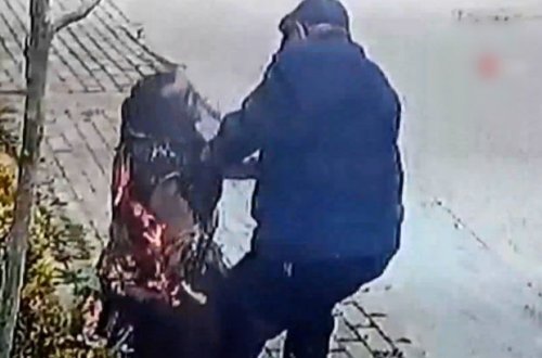 Türkiyədə dəhşətli anlar: Kişi alovlar içində küçəyə qaçdı - FOTO/VİDEO