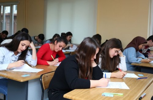 Azərbaycanda ali təhsilin müddəti 4 ildən 3 ilə endirilə bilər