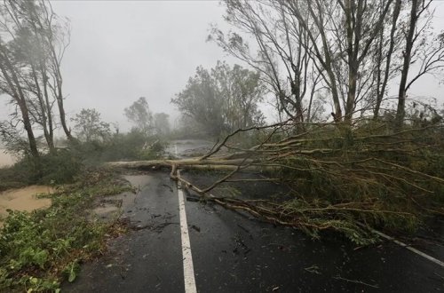 Hindistanın Qərbi Benqal əyalətində qasırğanın törətdiyi qəzalarda 5 nəfər ölüb