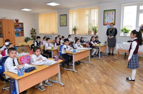 Ramazan bayramı ilə əlaqədar məktəblərdə qeyri-iş günləri açıqlanıb