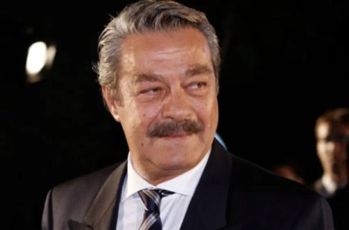 Evində huşsuz tapılan məşhur türkiyəli aktyorun vəziyyəti bəlli oldu - FOTO