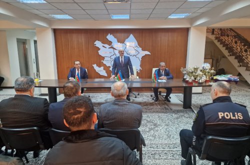 Nəsimi rayonunda Ümummilli lider Heydər Əliyevin əziz xatirəsinə həsr olunmuş rayonun idarə, müəssisə və təşkilatlarının komandaları arasında təşkil olunmuş futbol turnirinə start verildi