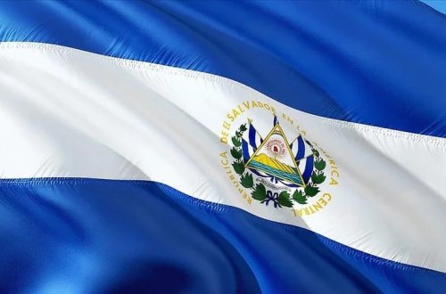 El Salvador yüksək ixtisaslı əcnəbi işçilərə 5 min “pulsuz pasport” verəcək