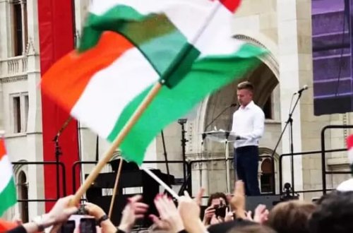 Macarıstanda hökumətə etiraz aksiyası keçirilib