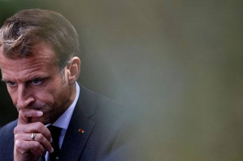 Rusiya XİN: Emmanuel Makron odla oynayır