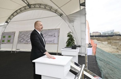 Prezident İlham Əliyev Gəncə şəhər stadionunun təməlini qoyub - YENİLƏNİB + FOTO