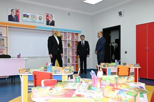 Prezident Bum qəsəbəsində tam orta məktəbin yeni binasının açılışında iştirak edib - FOTO