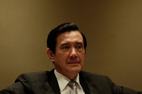 Tayvanın keçmiş rəhbəri Çinə səfərini başa vurub