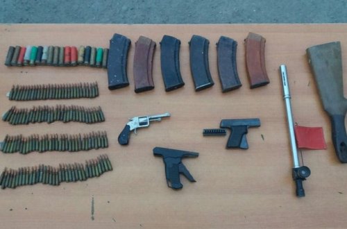 Xankəndidə avtomat və qumbaralar tapılıb