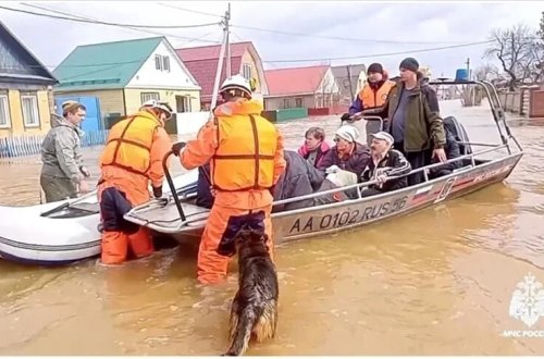 Rusiyada 15 mindən çox evi su basıb