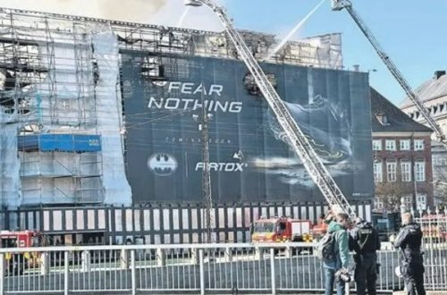 400 illik tarixi bina külə dönüb