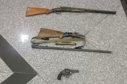 Oğuzda çay sahilində tapança aşkar edilib - VİDEO