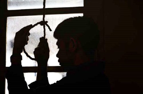 21 yaşlı gənc kirayə qaldığı evdə intihar etdi