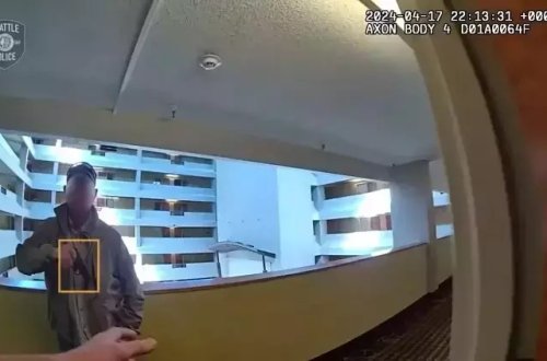 ABŞ-da polis silah çəkən 