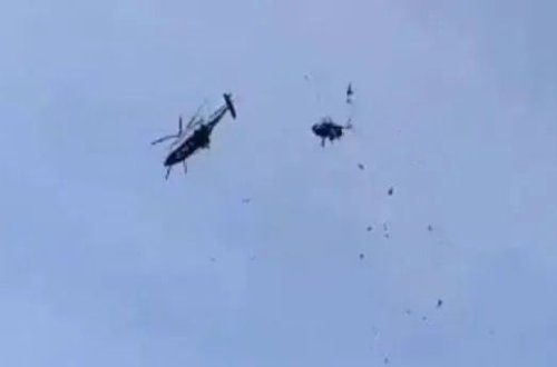 Malayziyada hərbi helikopter qəzaya uğradı!