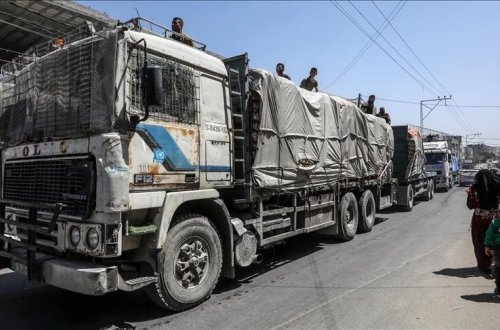 İordaniya Qəzza zolağına 115 yük maşını humanitar yardım göndərib