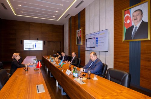 Qırğız Respublikasının rəqəmsal inkişaf naziri “ASAN xidmət”də