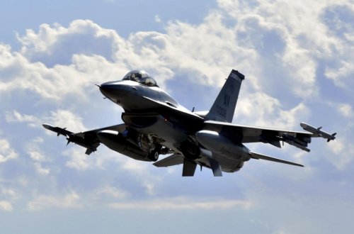 Belçika Ukraynaya F-16 qırıcıları tədarük edə bilər