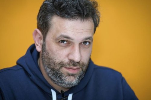 Məşhur aktyor Taleh Yüzbəyov həyat yoldaşını siqaretlə YANDIRDI - VİDEO