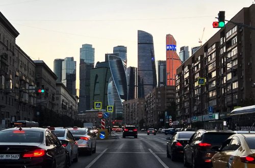 Rusiyada qalan Avropa banklarının ödədiyi vergilər 4 dəfə artdı