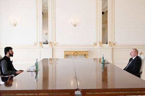 İlham Əliyev Pakistanın MUSLİM İnstitutunun direktorunu qəbul edib