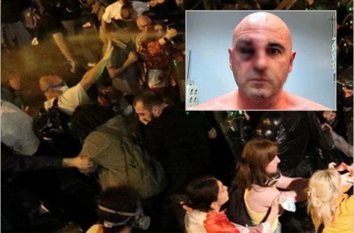 Gürcüstanda etirazlara qoşulan deputat döyüldü - FOTO