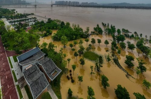 Çində avtomobil yolunun çökməsi nəticəsində ölənlərin sayı 24-ə yüksəlib