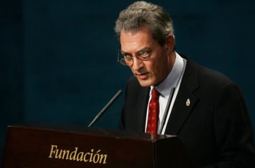 Yazar Paul Auster 77 yaşında vəfat edib