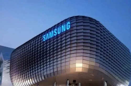 Samsung əməliyyat mənfəətini 10 dəfə artırıb