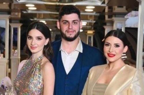 Rusiyalı müğənnidən toy edən oğluna bahalı hədiyyə