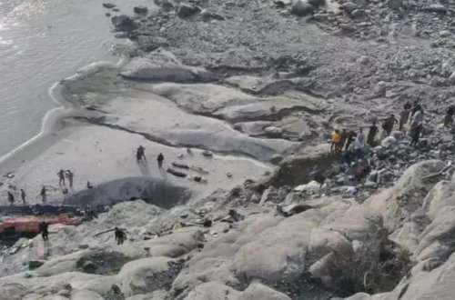 Pakistanda avtobus qəzası baş verib: 20 ÖLÜ