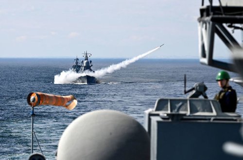 Putin tapşırıq verdi: Qeyri-strateji nüvə silahları üzrə təlimlər başlayır