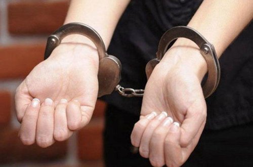 Üç ildir axtarışda olan qadın həbs edildi