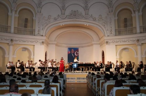 Ümummilli Lider Heydər Əliyevin anadan olmasının 101-ci ildönümünə həsr edilmiş silsilə tədbirlər davam edir