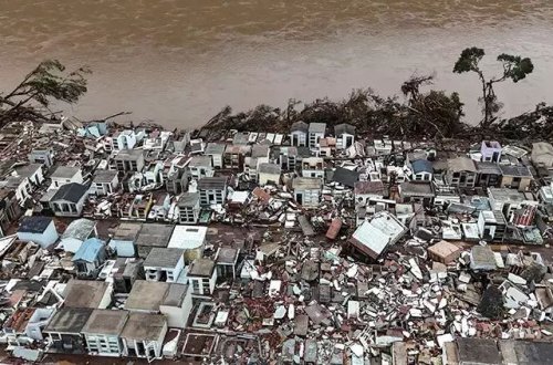 Braziliyada daşqın nəticəsində ölənlərin sayı 143 nəfərə çatıb