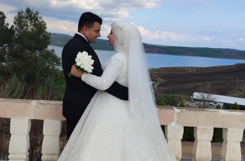 Yeni evlənən cütlük 2 gün fərqlə həyatlarını itirdilər