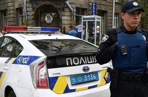 Kiyevdə ticarət mərkəzini partlatmaq istəyən casuslar yaxalandı - ANBAAN VİDEO