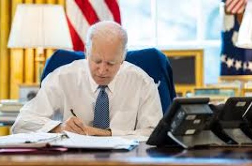 Bayden Rusiyadan uran idxalını yasaqlayan qanun layihəsini imzalayıb