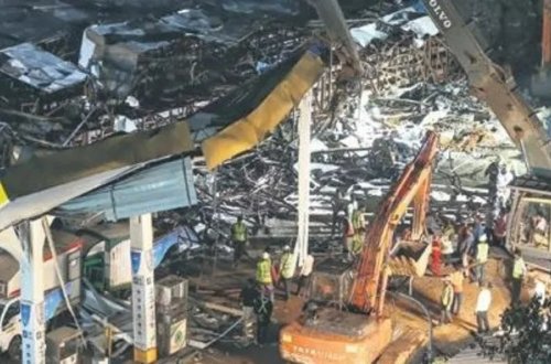 Reklam lövhəsi 8 nəfərin həyatına son qoydu