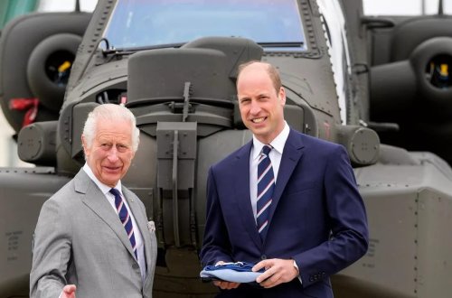 İngiltərə kralı Çarlz hərbi vəzifələrini oğlu Uilyama təhvil verdi