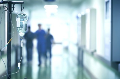 Xırdalanda 39 yaşlı kişi yol qəzasında ağır xəsarət alıb