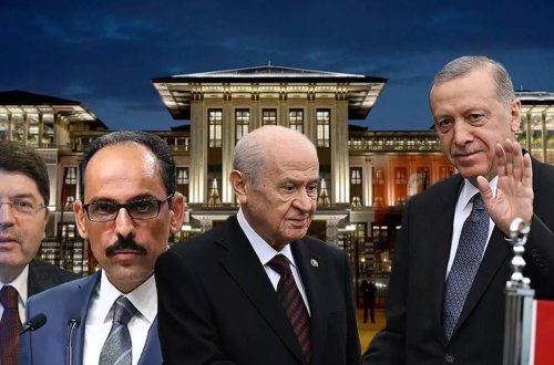 Türkiyədə çevriliş təhlükəsi: Ərdoğan gecə yarısı hamını topladı