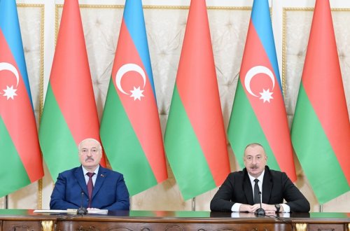 Lukaşenko: Belarus və Azərbaycan sənaye sahəsində əməkdaşlığı əhəmiyyətli dərəcədə genişləndirməyə hazırdır