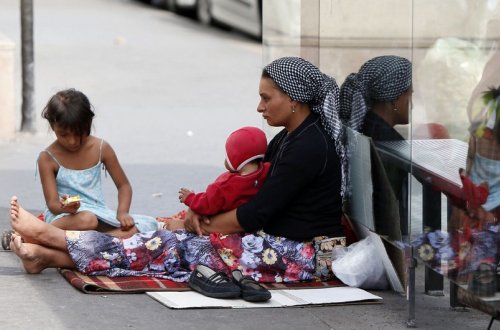 Küçələrdə dilənçilik edən 342 uşaq aşkarlanıb, 345 valideyn cəzalandırılıb