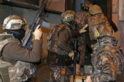 Türkiyənin 77 vilayətində ƏMƏLİYYAT: İki mindən çox şübhəli barəsində istintaq başlayıb - VİDEO