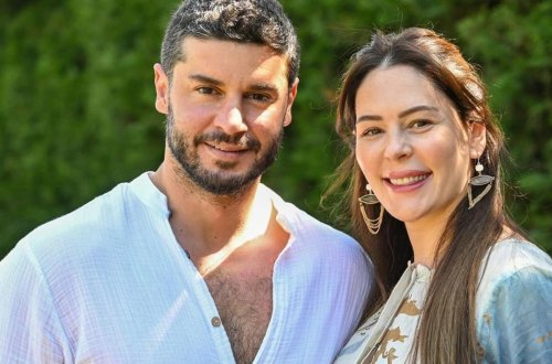 Məşhur cütlüyün övladı dünyaya gəldi - FOTO