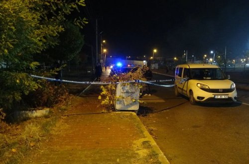 Övladını zibil qutusuna atan anadan şok AÇIQLAMA