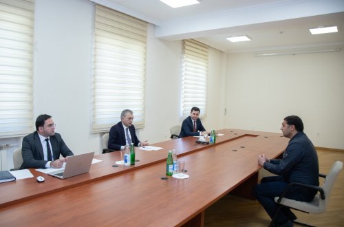 “Aqroservis” ASC-nin sədri Elmin Rəhmanov Qazaxda vətəndaşları qəbul edib