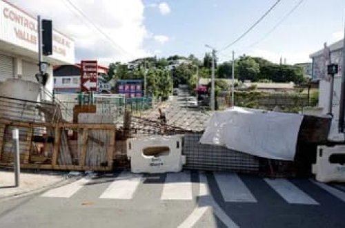 Yeni Kaledoniyada seçki qaydalarına etiraz: Polis bir nəfəri öldürdü